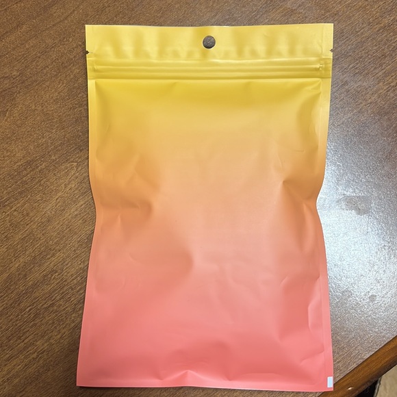 NIB Men’s Boxer Briefs- package opened to check style - Picture 2 of 5